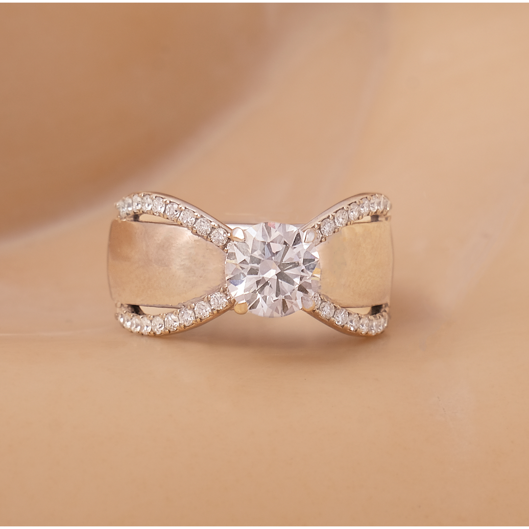 Criss-Cross Ring