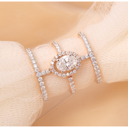 Stunning Lab-Grown Diamond Cage Ring